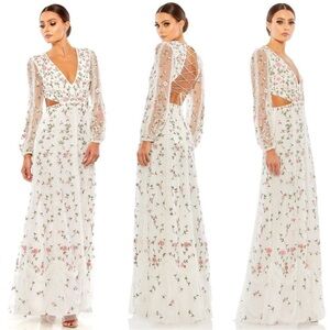 NWT Mac Duggal White Floral Dress with Sleeves